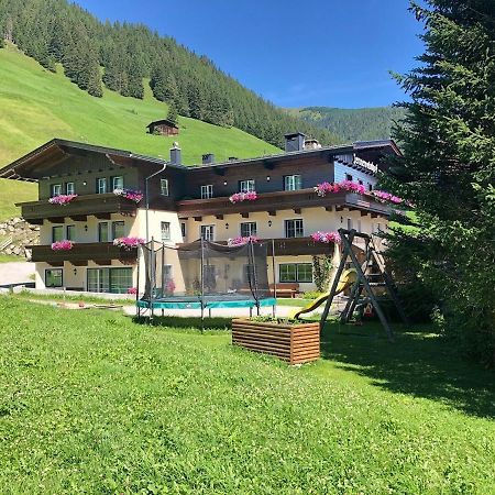 Jenneweinhof Hotell Tux Exteriör bild